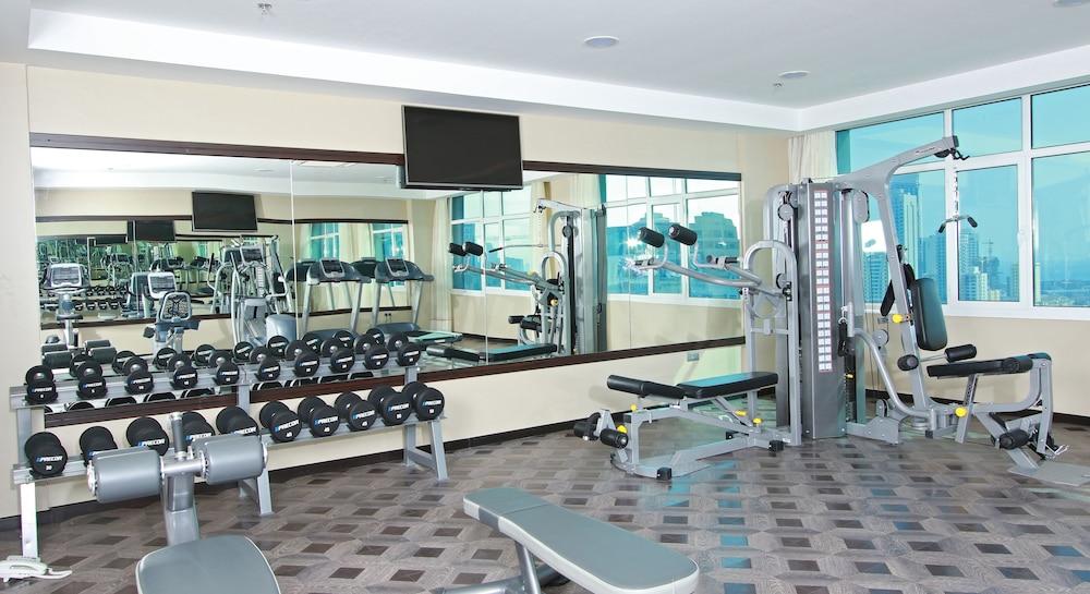 Park Regis Lotus Hotel Манама Екстер'єр фото