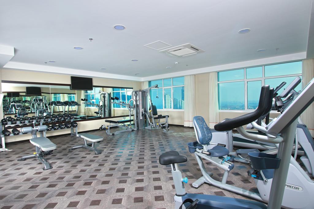 Park Regis Lotus Hotel Манама Екстер'єр фото