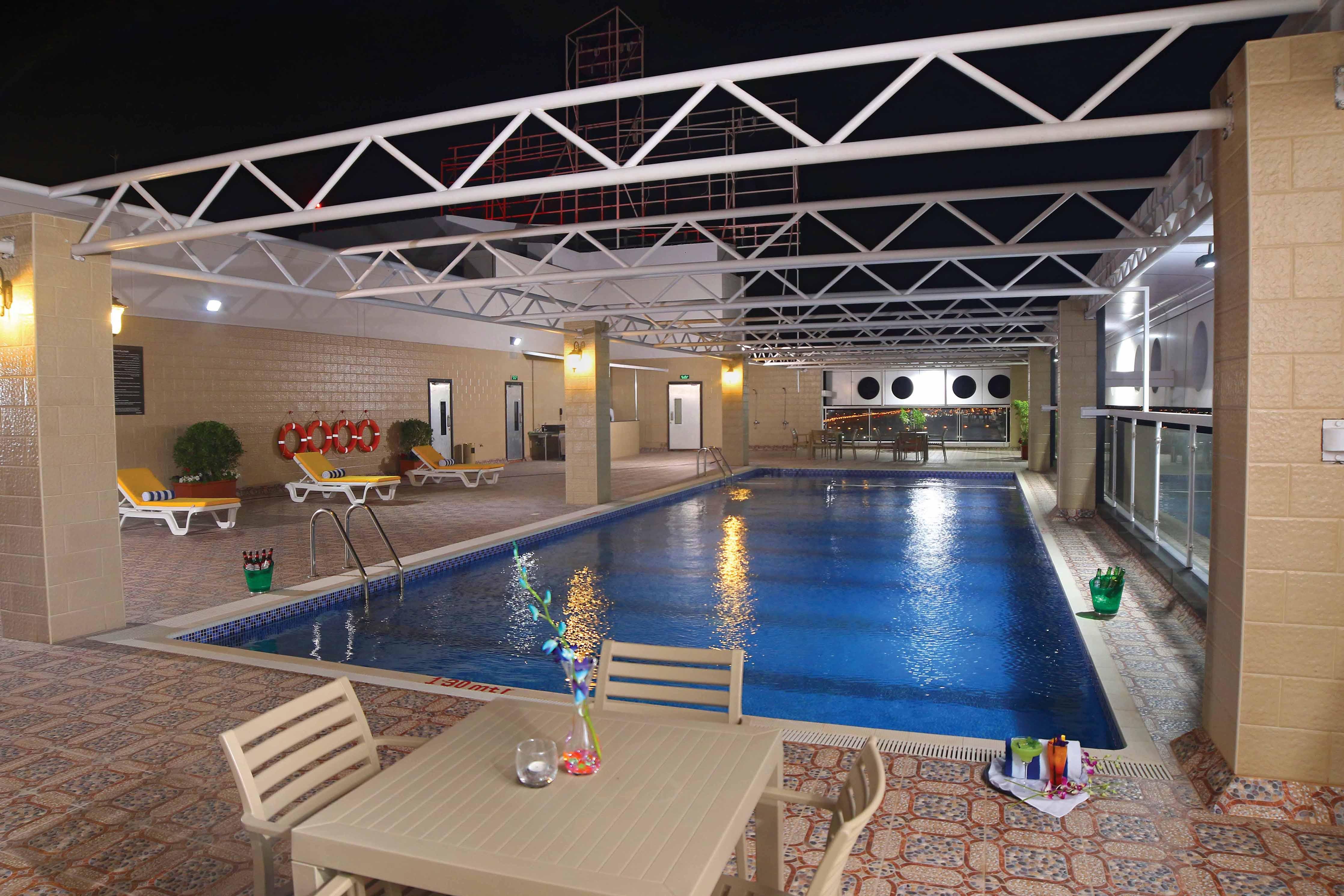Park Regis Lotus Hotel Манама Екстер'єр фото