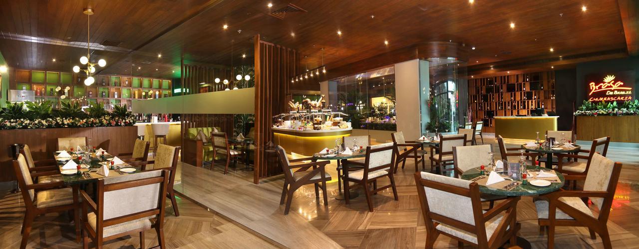 Park Regis Lotus Hotel Манама Екстер'єр фото