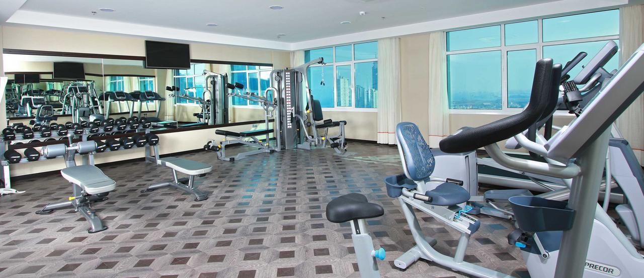 Park Regis Lotus Hotel Манама Екстер'єр фото